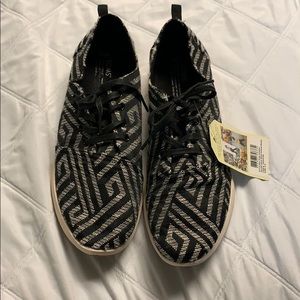 Toms Sneakers